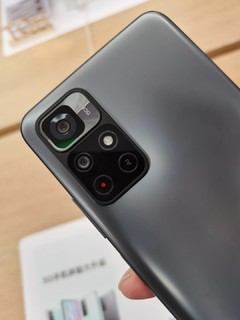 Note11和Pro版最大的区别是。。。