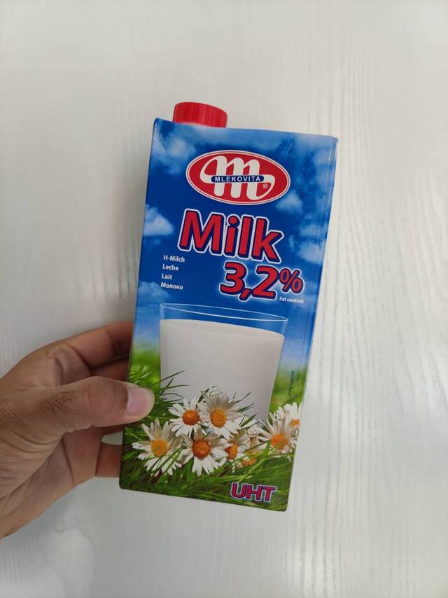 妙可牛奶大桶喝才爽