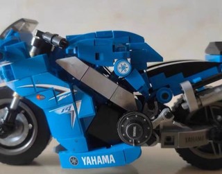 雅马哈摩托车模型