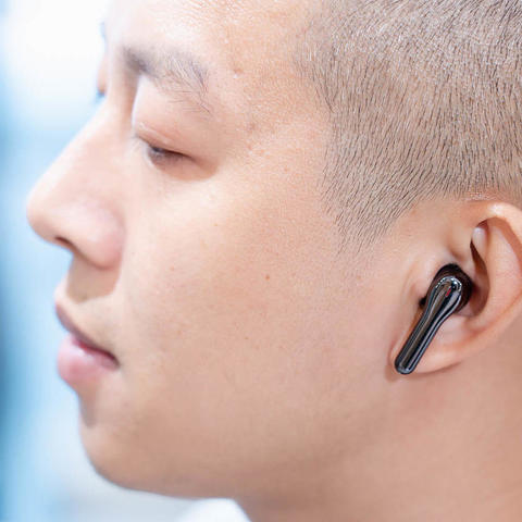 Tribit FlyBuds C2耳机评测：不仅颜值爆表，还有实力音质表现