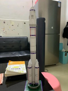 得力中国航天火箭模型