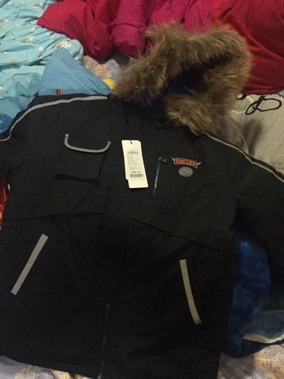 新买的衣服到货了