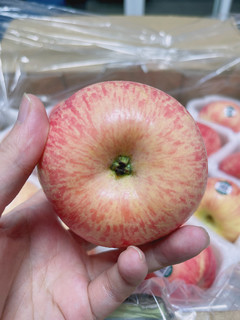 果然广告没骗我，农夫山泉有点甜，苹果也是