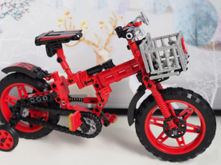 造型仿真，可玩性不错的“卫乐”红色自行车