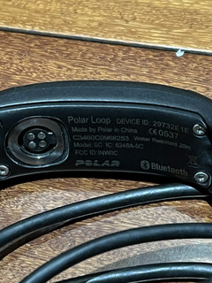 第一代运动手环 polar loop