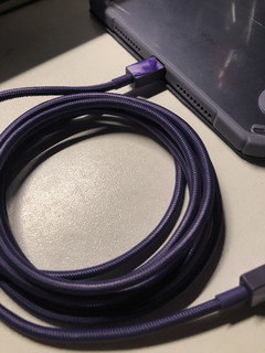 给紫色mini6配的紫色充电线