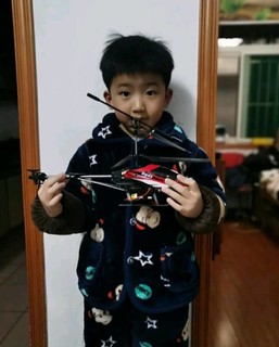 玩具直升机，不错哦！