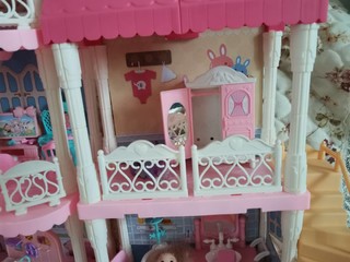 女孩是最爱的大城堡娃娃屋