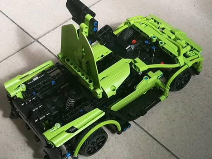 咔嗒积木遥控车,其乐无穷.