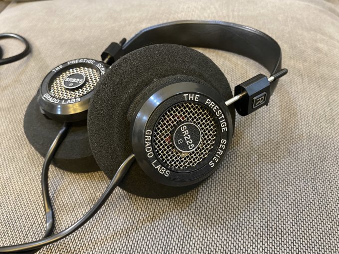 歌德味的经典歌德sr225e耳机