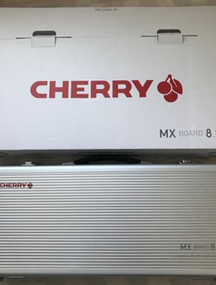 为那一抹粉红：CherryMX8.0键盘