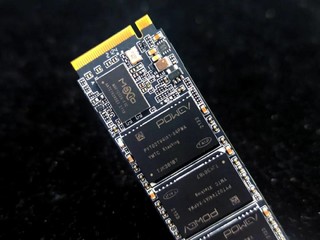 NVMe SSD黑科技加持，真香警告