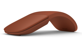 微软发布 Arc 鼠标新专利：可折叠 180 度
