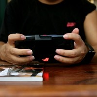 ROG 5S游戏手机全面体验：六指操作真爽，游