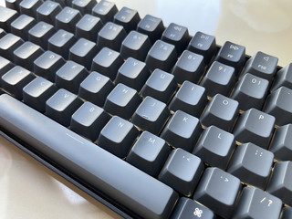 白光也能炫酷的京造K4红轴机械键盘