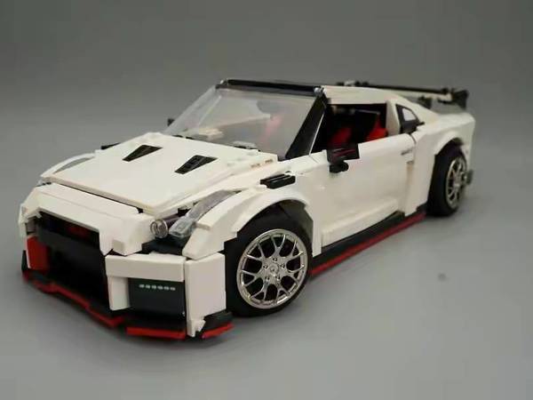 他来了-东瀛战神：双鹰 GTR R35 