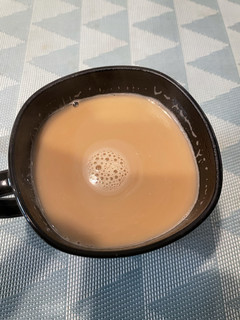 冷冷的冬季喝个热乎乎的奶茶也不错