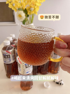 清香微苦好喝解腻的三得利无糖乌龙茶🤪