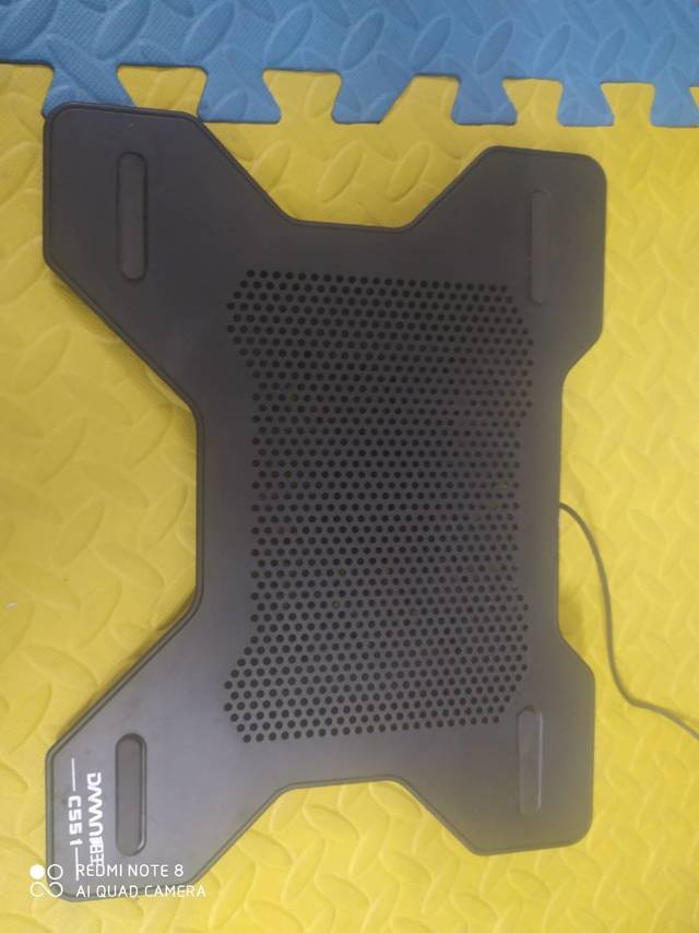 笔记本电脑散热差就给他加个散热底座