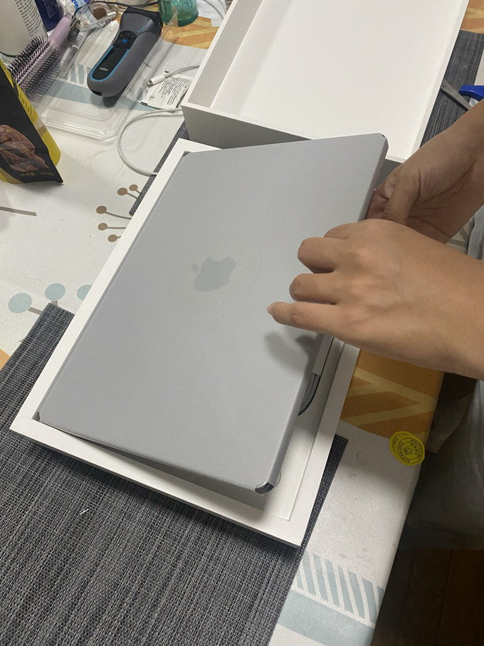 苹果普通笔记本_Apple 苹果 macbook pro 14寸 M1 Pro16G+512多少钱-什么值得买