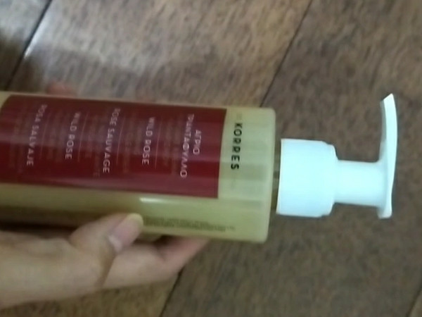 珂诺诗野玫瑰洗面奶看起来真不错