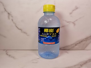 ​什么？椰树牌还有矿泉水