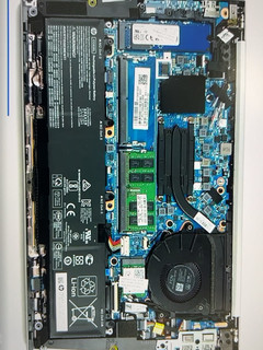 半年前申请的换新电脑-HP 830 G7