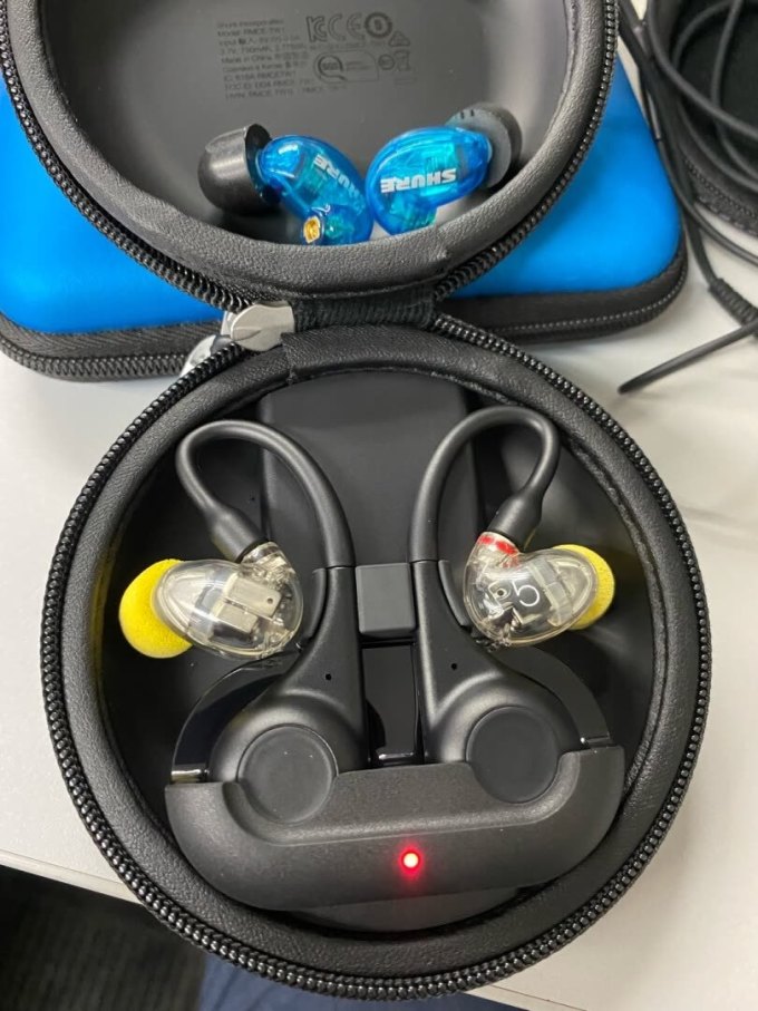 舒尔蓝牙耳机怎么样 老款tw1丢了,趁活动入215._什么值得买