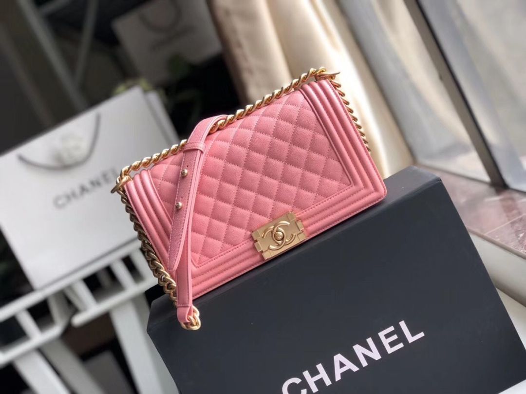 top brands 篇六:香奈儿 chanel:百年历史的香奈儿到底有多"香"?