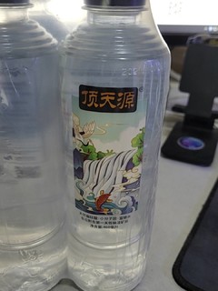 顶天源低钠矿泉水