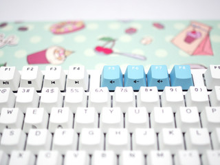 晴空蓝配色 杜伽K310W键盘
