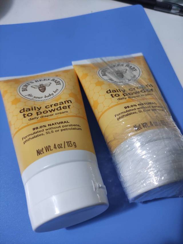 Burt's Bees 小蜜蜂爽身膏