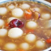 入冬了，女人有条件多喝“双白汤”，每周煮几次，面如桃花好过冬