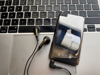 iPod+m1 macbook pro