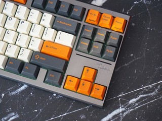 来自德国的工艺，GMK CARBON键帽