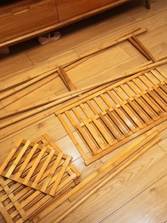 竹制衣帽架扩充卧室常用储物空间