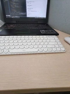 高颜值办公外设键盘