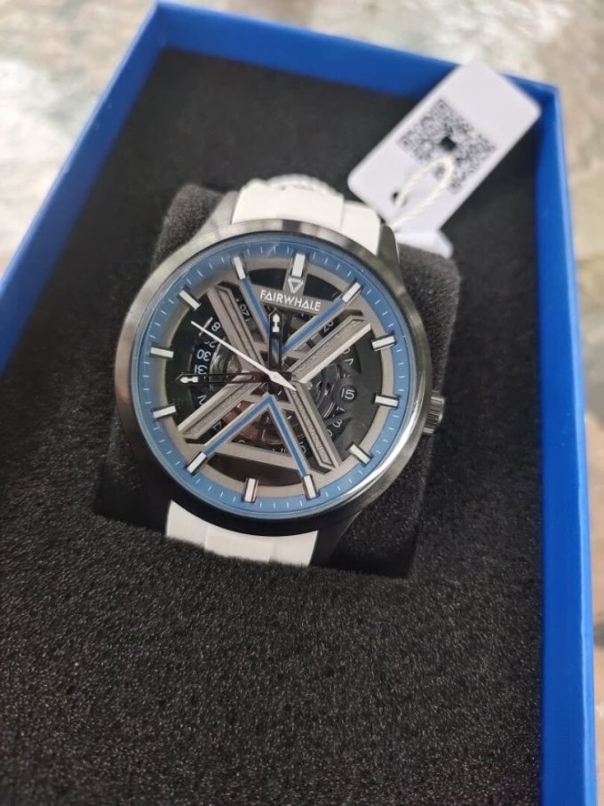 马克华菲男款机械表