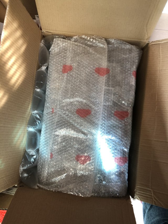 趁着双十一屯了一箱气泡水。