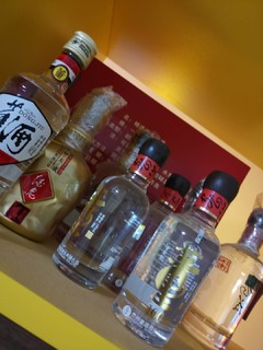 特价的小酒版，董酒，9.9还是超值的