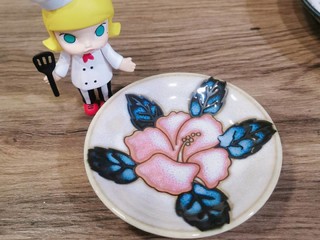 猎猎海风中的红玫瑰——冲绳风陶瓷碗碟套装
