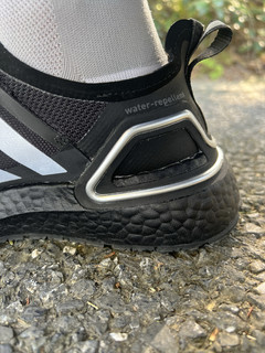 冬天可以穿的阿迪ultra boost