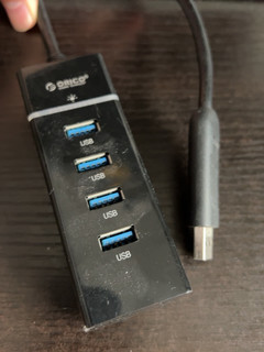 又粗又壮的usb 3.0 hub