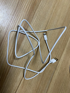 苹果手机充电线