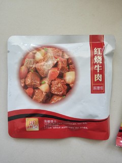 封面所见即所得的康师傅红烧牛肉面。