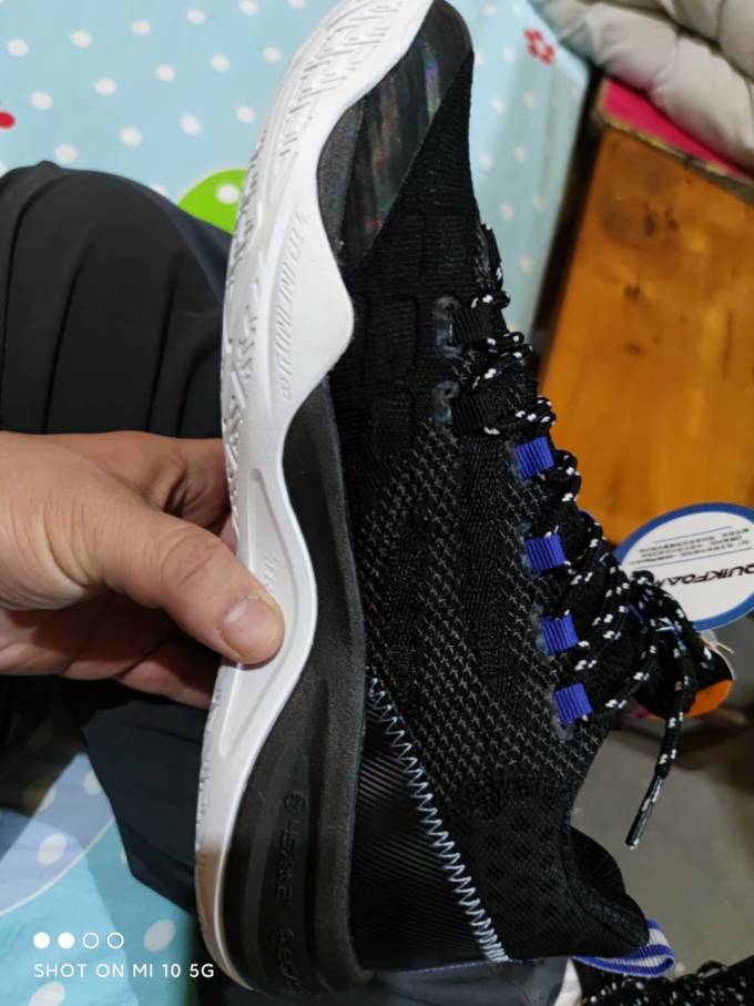 361°篮球鞋怎么样 百元价位篮球鞋第一选择361big3_什么值得买