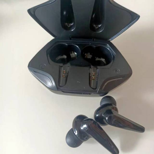 vanteenie梵蒂尼y1tws真无线入耳式动圈降噪蓝牙耳机