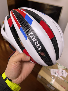 Giro 曾经的顶级头盔