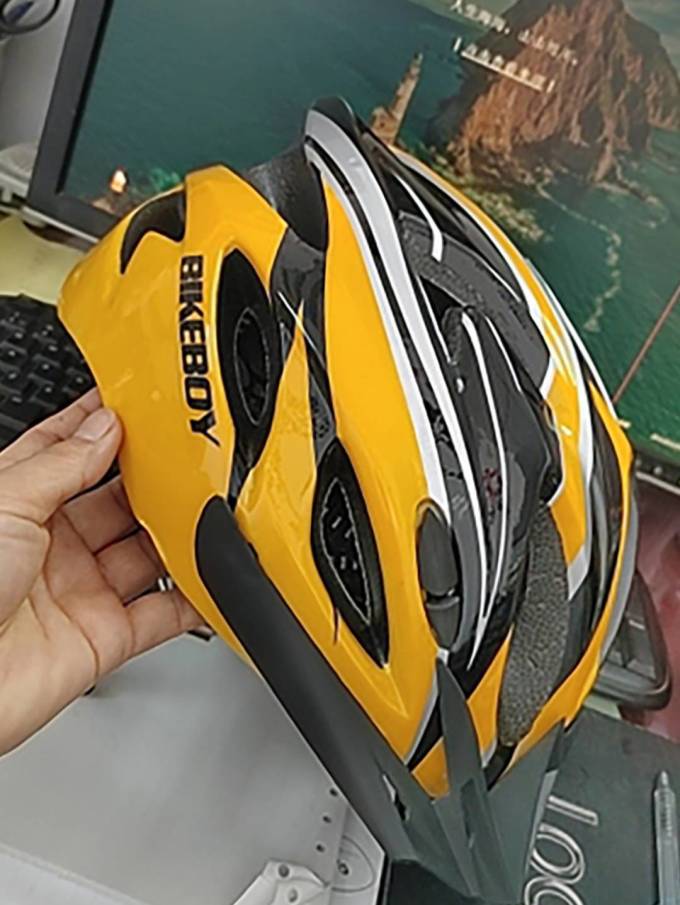 兰帕达骑行头盔