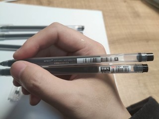 一款白菜又好用的巨能写中性笔